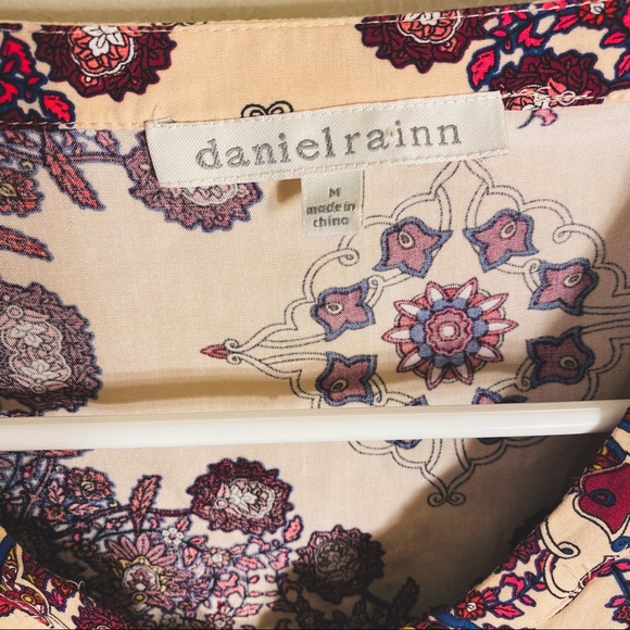 Daniel Rainn Anthro Embroidery Knit Boho Top M - Picture 4 of 5